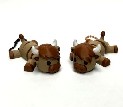 Baby Highland Cow Flexi Keychain - Image 4