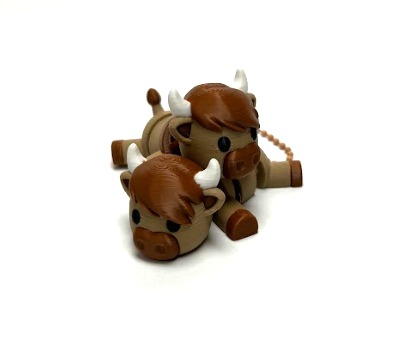 Baby Highland Cow Flexi Keychain - Image 3