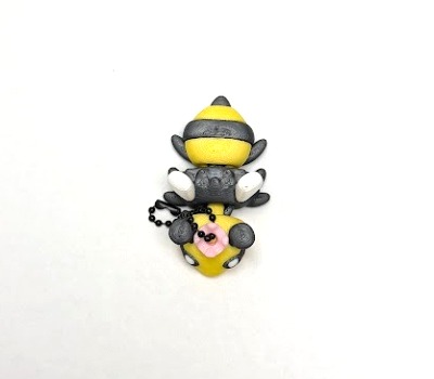 Queen Bee Flexi Keychain - Image 3