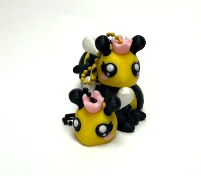 Queen Bee Flexi Keychain